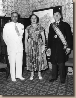 1956 - Prime Minister Bourguiba & Mrs. Eltaher